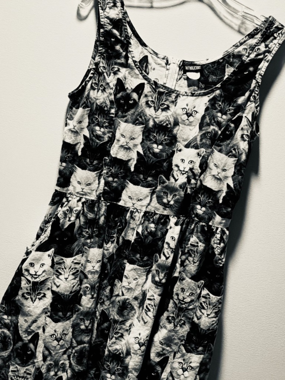 Retrolicious Realistic Cats Novelty Print Skater Dress Pockets Size L no stretch